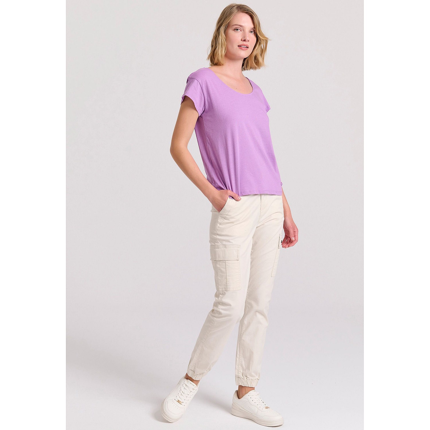 FUNKY BUDDHA Γυναικείο T-Shirt FBL009-105-04