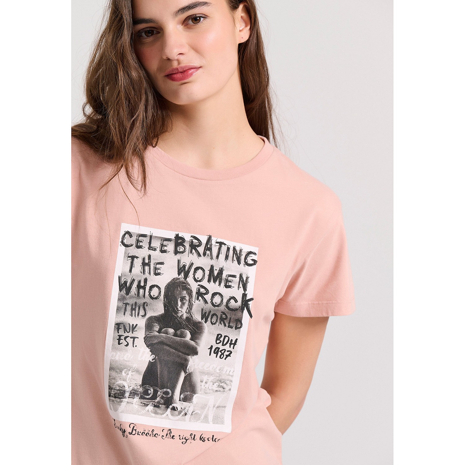 FUNKY BUDDHA Γυναικείο T-Shirt FBL009-124-04