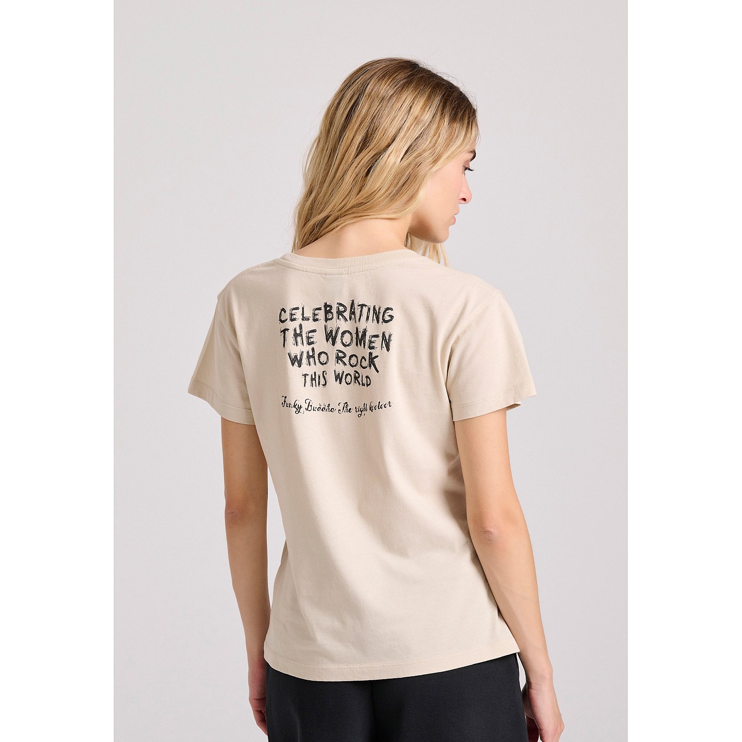 FUNKY BUDDHA Γυναικείο T-Shirt FBL009-124-04