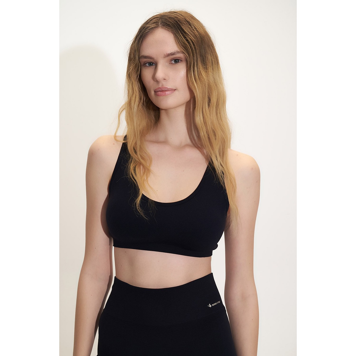 Sugarfree Seamless Αθλητικο Μονοχρωμο Τοπ Μπουστaκι