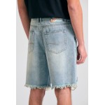 Comfort fit τζιν βερμούδα με destroyed effects