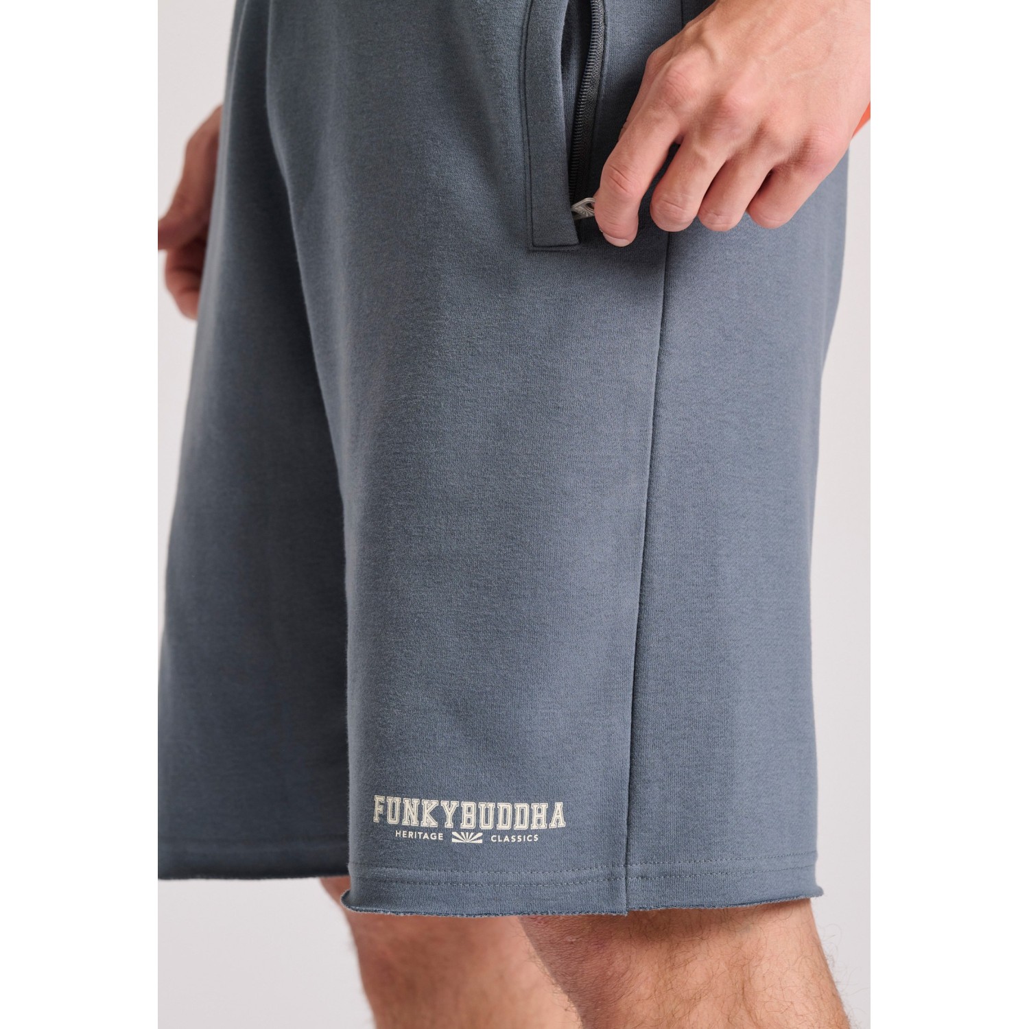 Essential wide leg fit αθλητική βερμούδα με raw cu