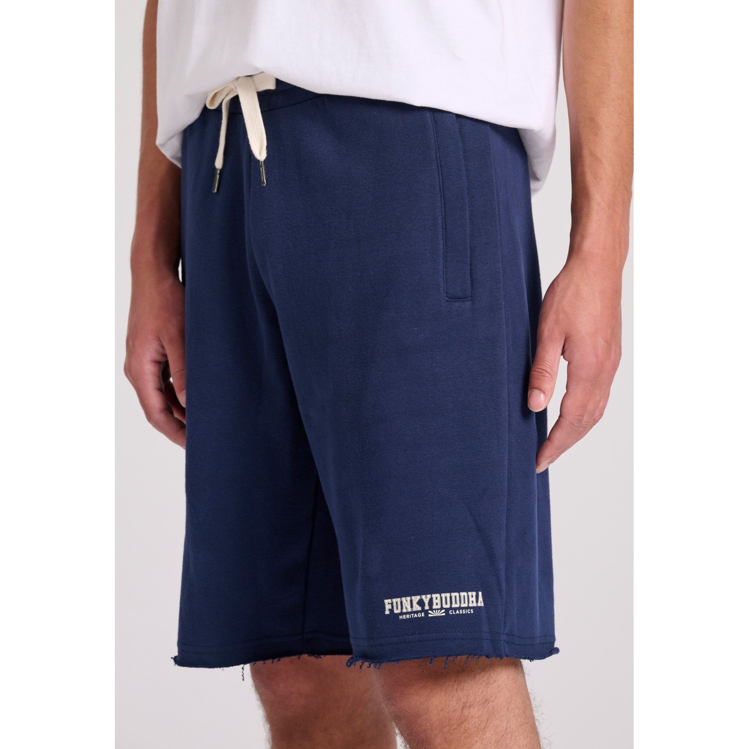 Essential wide leg fit αθλητική βερμούδα με raw cu