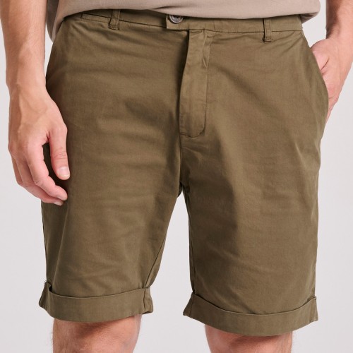 Garment dyed chino βερμούδα με ρεβέρ