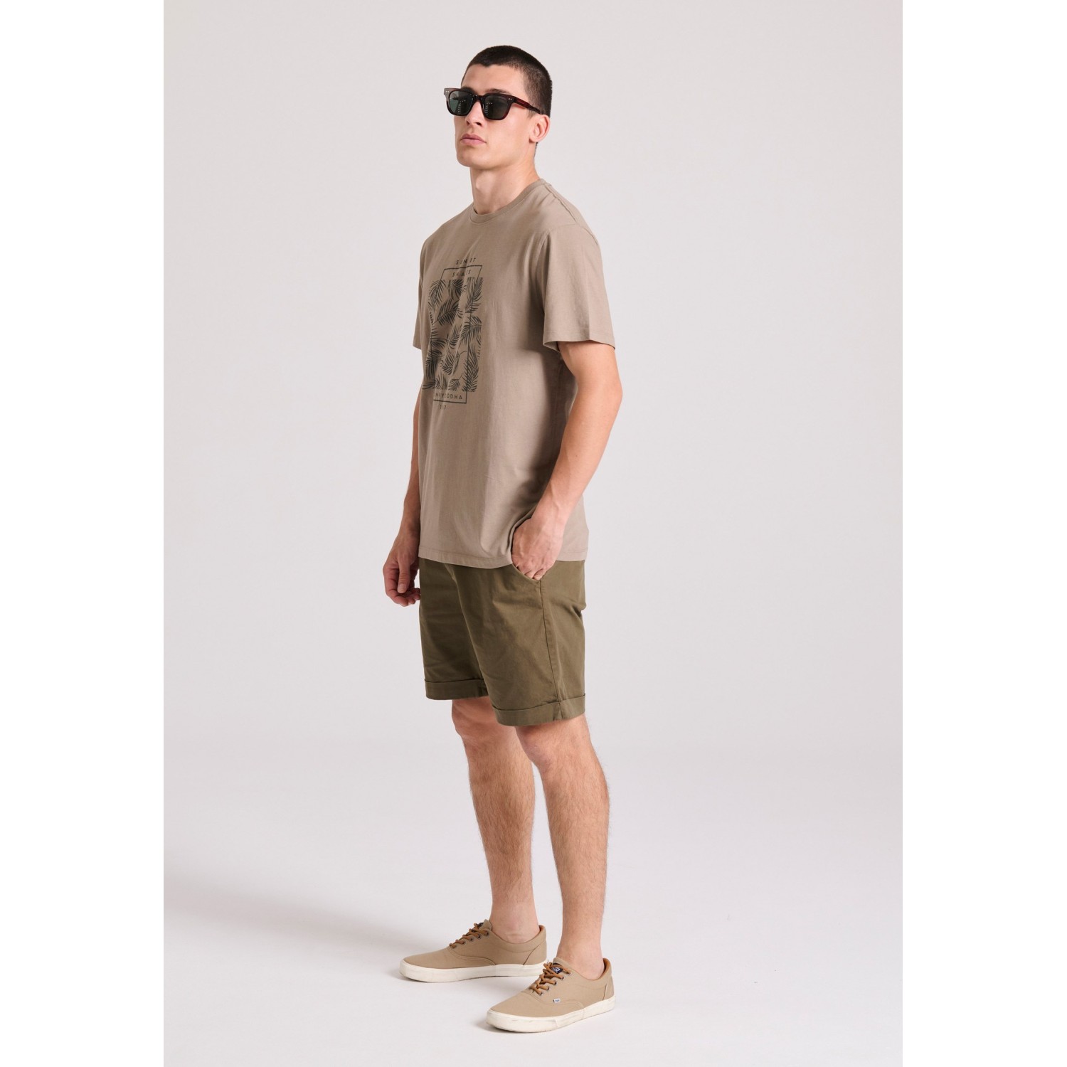 Garment dyed chino βερμούδα με ρεβέρ