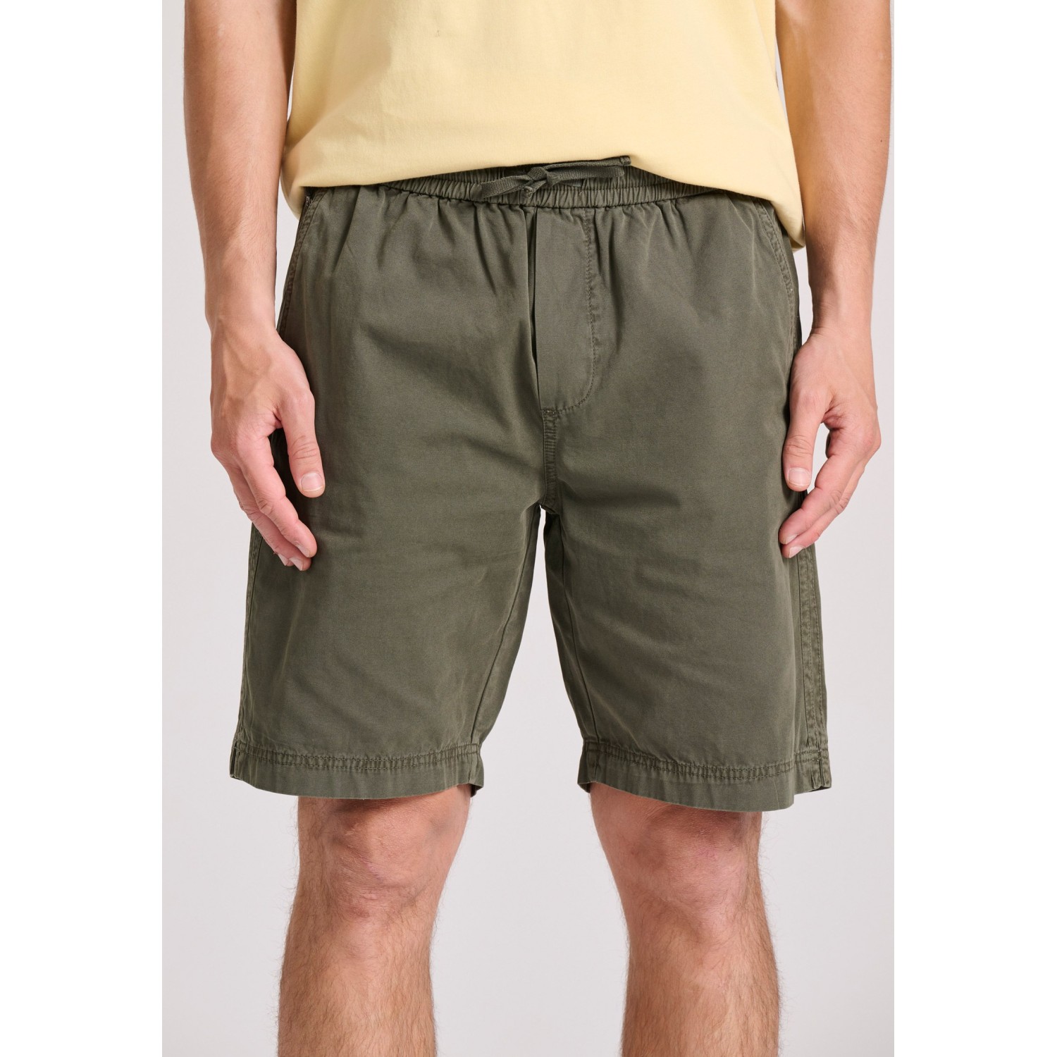 Garment dyed chino βερμούδα σε ζακάρ ύφασμα