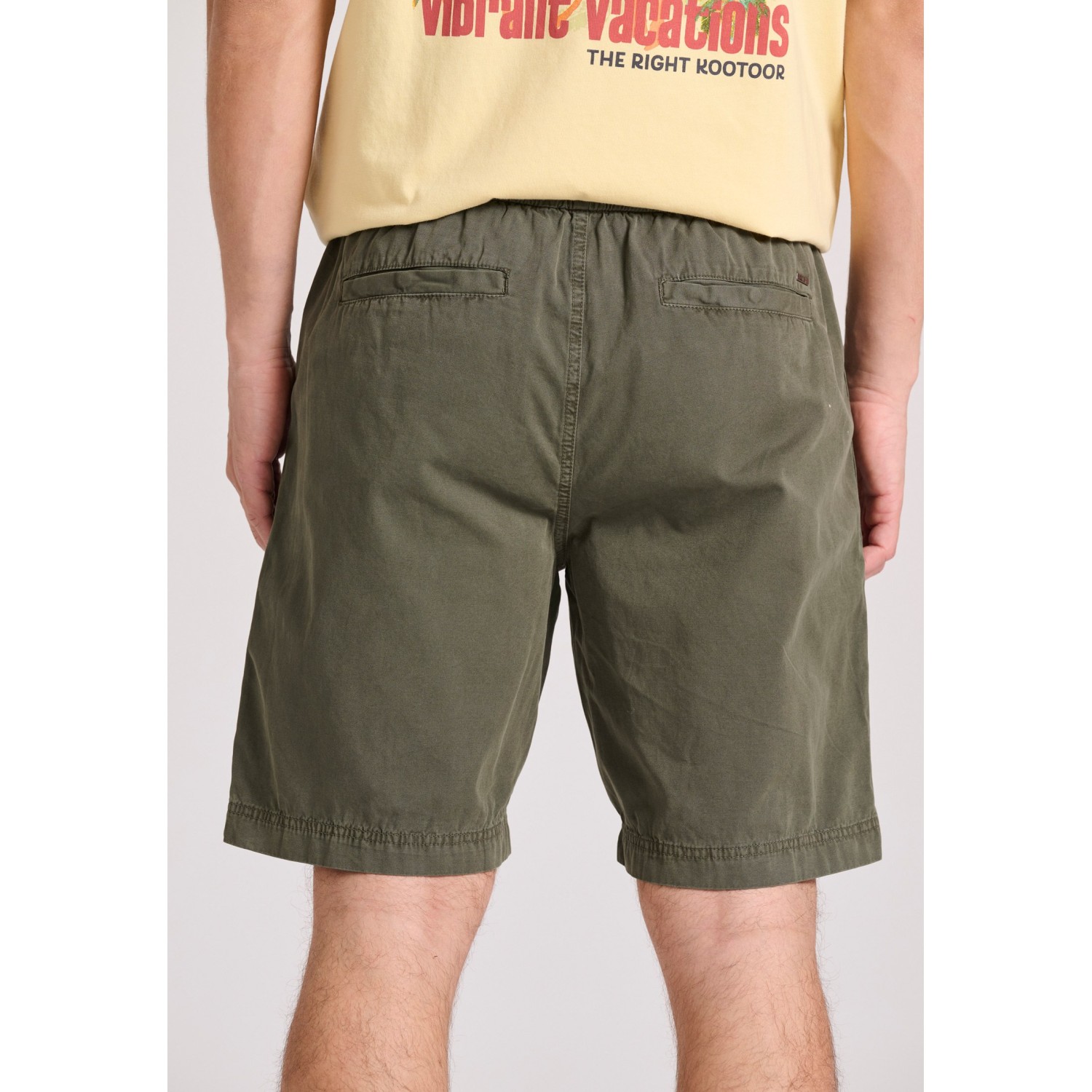 Garment dyed chino βερμούδα σε ζακάρ ύφασμα