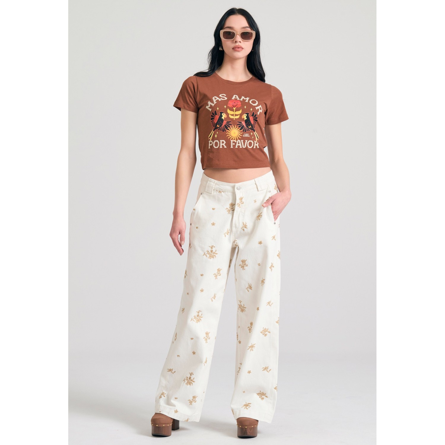 Garment dyed t-shirt με exotic τύπωμα