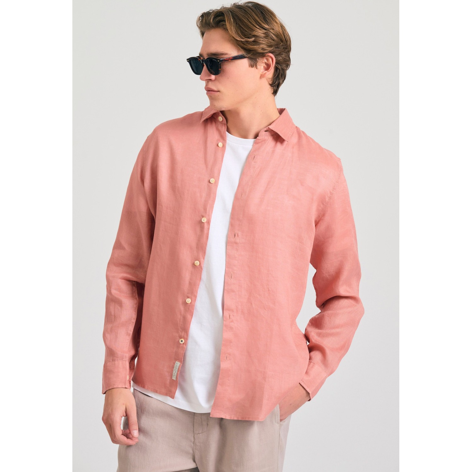 Garment dyed λινό πουκάμισο - The essentials Garment dyed λινό πουκάμισο - The essentials