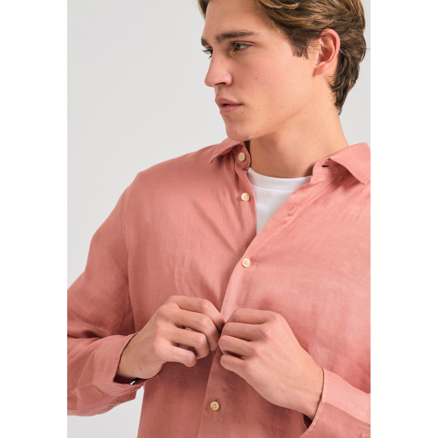 Garment dyed λινό πουκάμισο - The essentials Garment dyed λινό πουκάμισο - The essentials