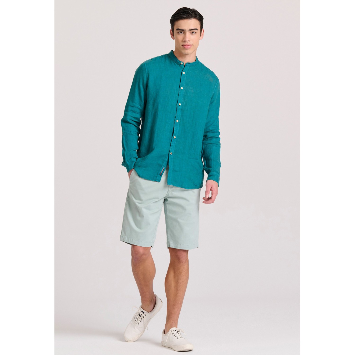 Garment dyed λινό πουκάμισο με λαιμό mao