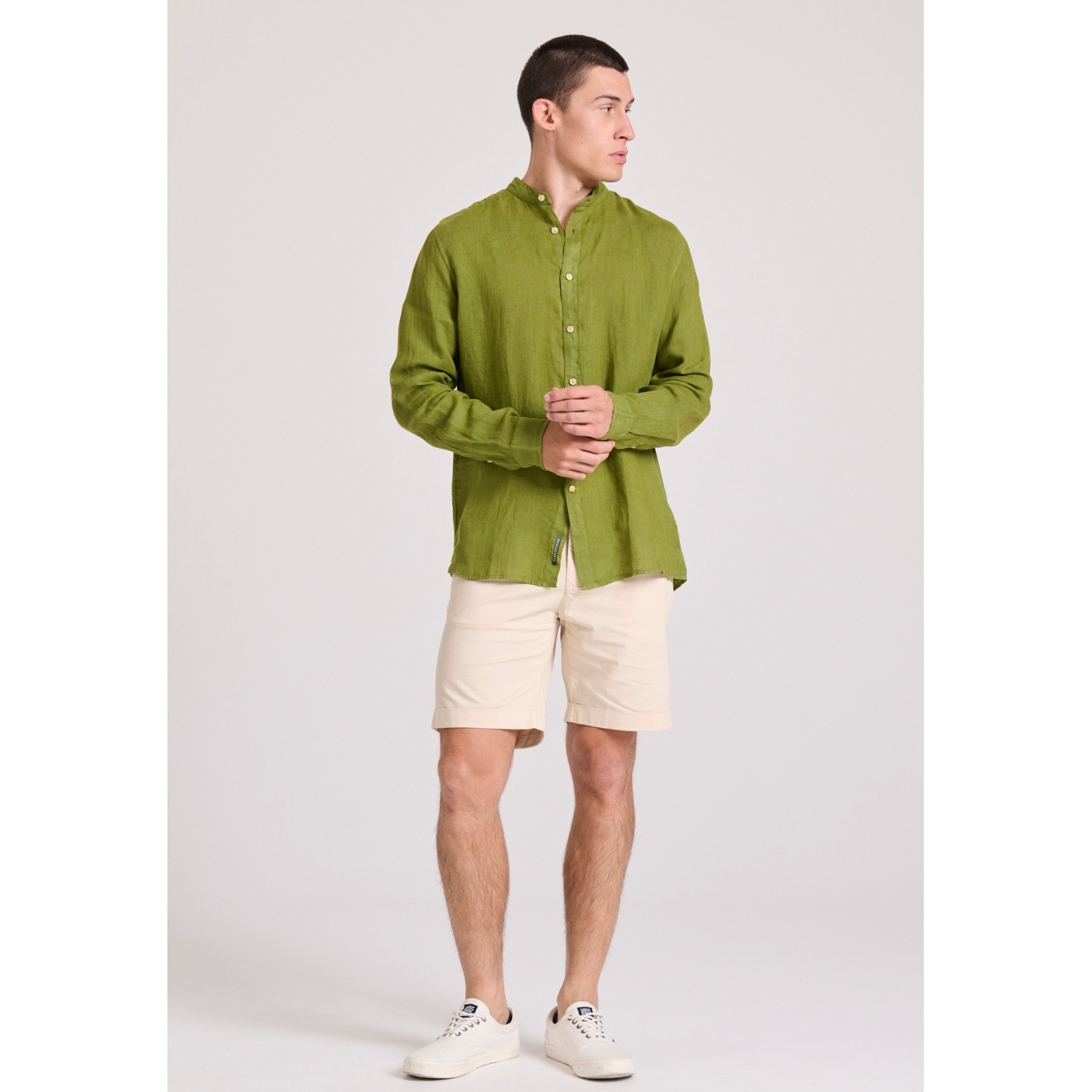 Garment dyed λινό πουκάμισο με λαιμό mao