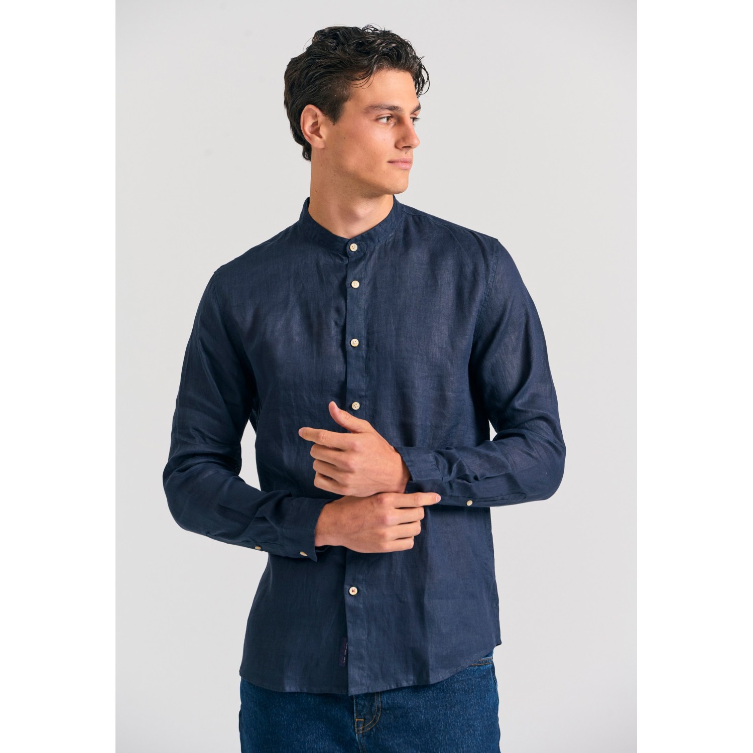 Garment dyed λινό πουκάμισο με λαιμό mao