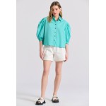 Garment dyed τζιν σορτς με βολάν στη μέση Garment dyed τζιν σορτς με βολάν στη μέση
