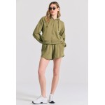 Loose fit αθλητικό σορτς με branded κέντημα Loose fit αθλητικό σορτς με branded κέντημα