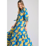 Loose fit μίντι φόρεμα με exotic τύπωμα