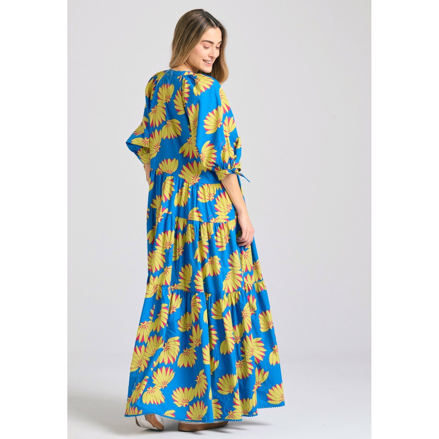 Loose fit μίντι φόρεμα με exotic τύπωμα