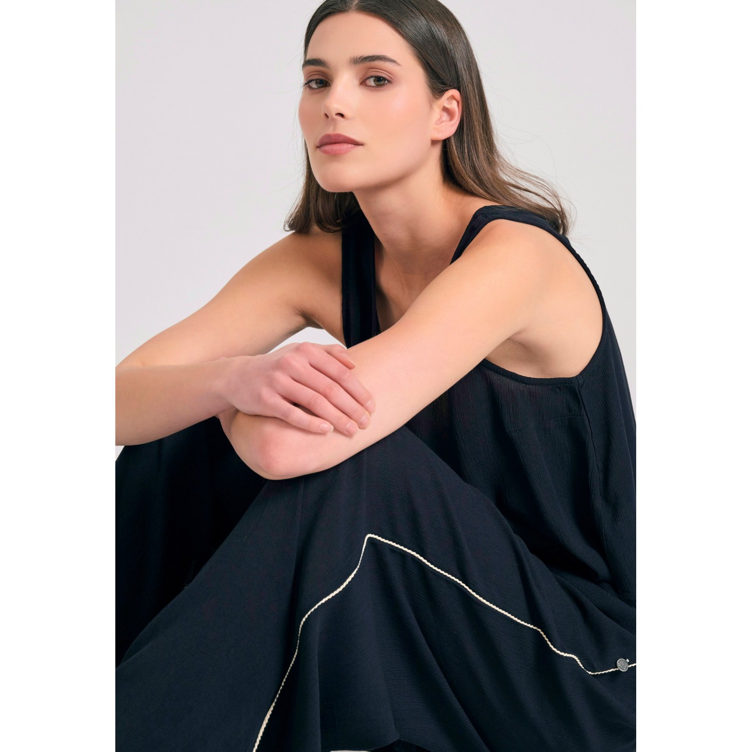 Loose fit παντελόνα από τεχνητό μετάξι