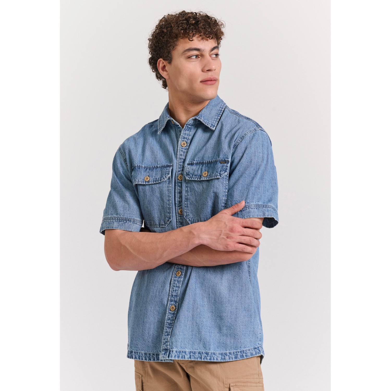Overshirt denim πουκάμισο με τσέπες στο στήθος