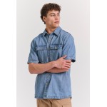 Overshirt denim πουκάμισο με τσέπες στο στήθος