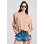 Oversized garment dyed t-shirt με τύπωμα στην πλάτ
