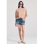 Oversized garment dyed t-shirt με τύπωμα στην πλάτ