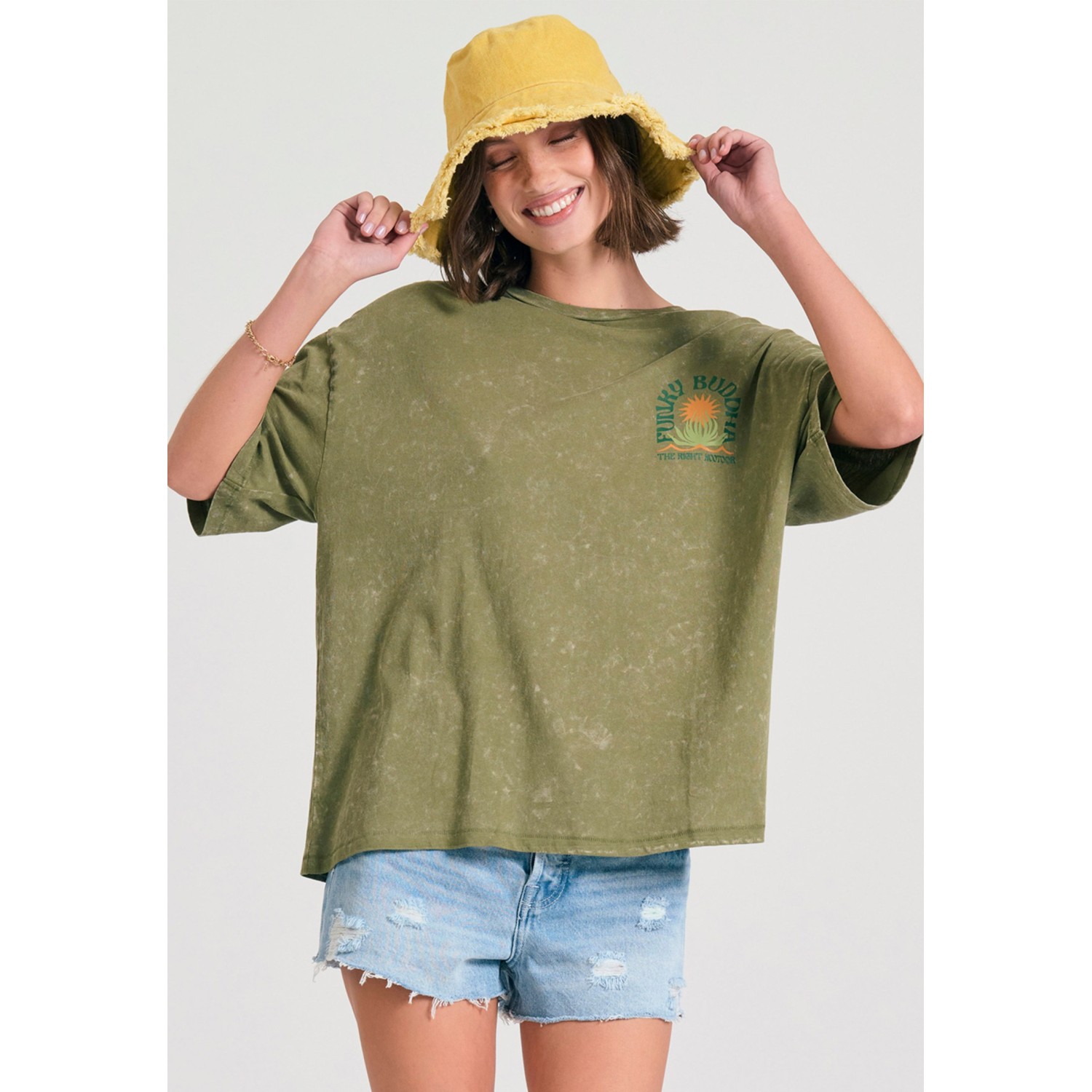 Oversized garment dyed t-shirt με τύπωμα στην πλάτ