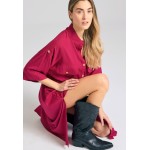 Oversized μάξι σεμιζιέ φόρεμα σε boho look