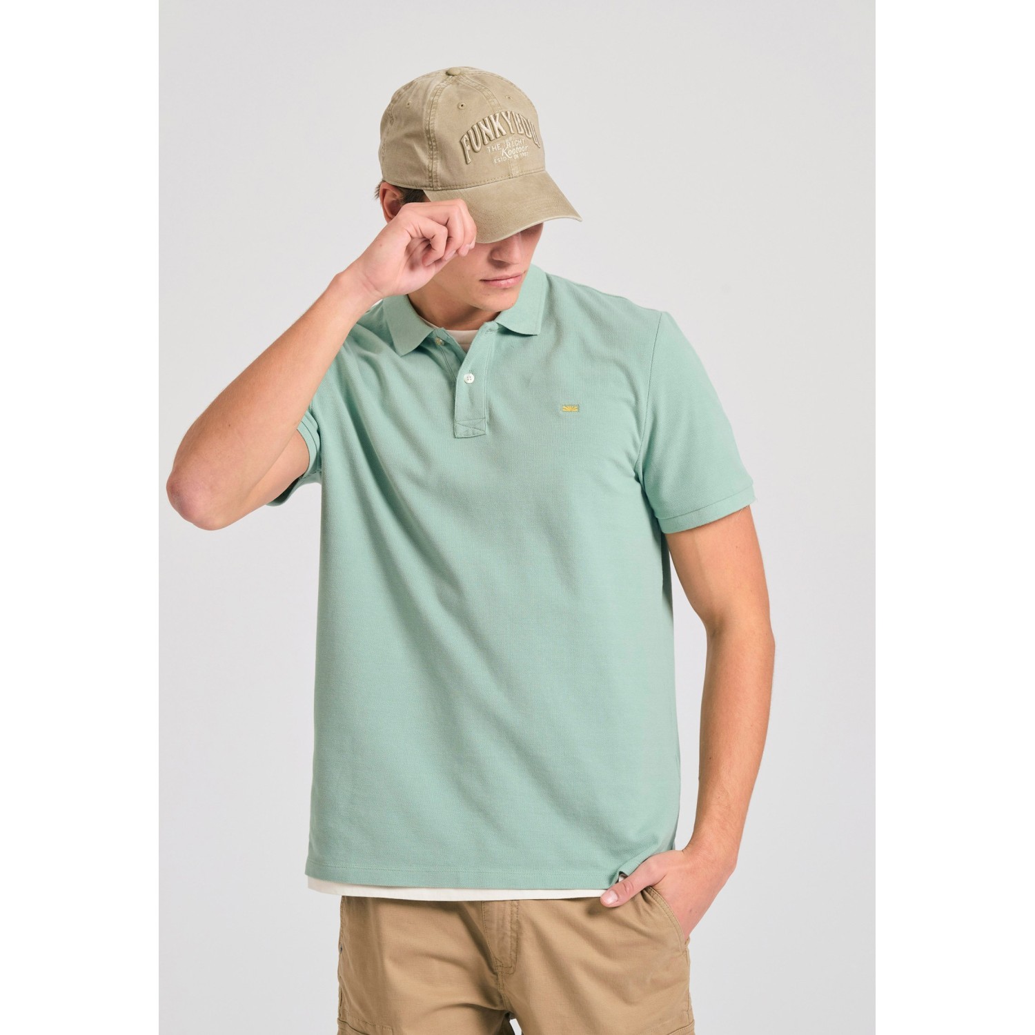 Polo μπλούζα με κεντημένο logo - The essentials