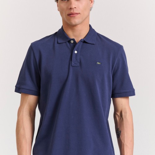 Polo μπλούζα με κεντημένο logo - The essentials