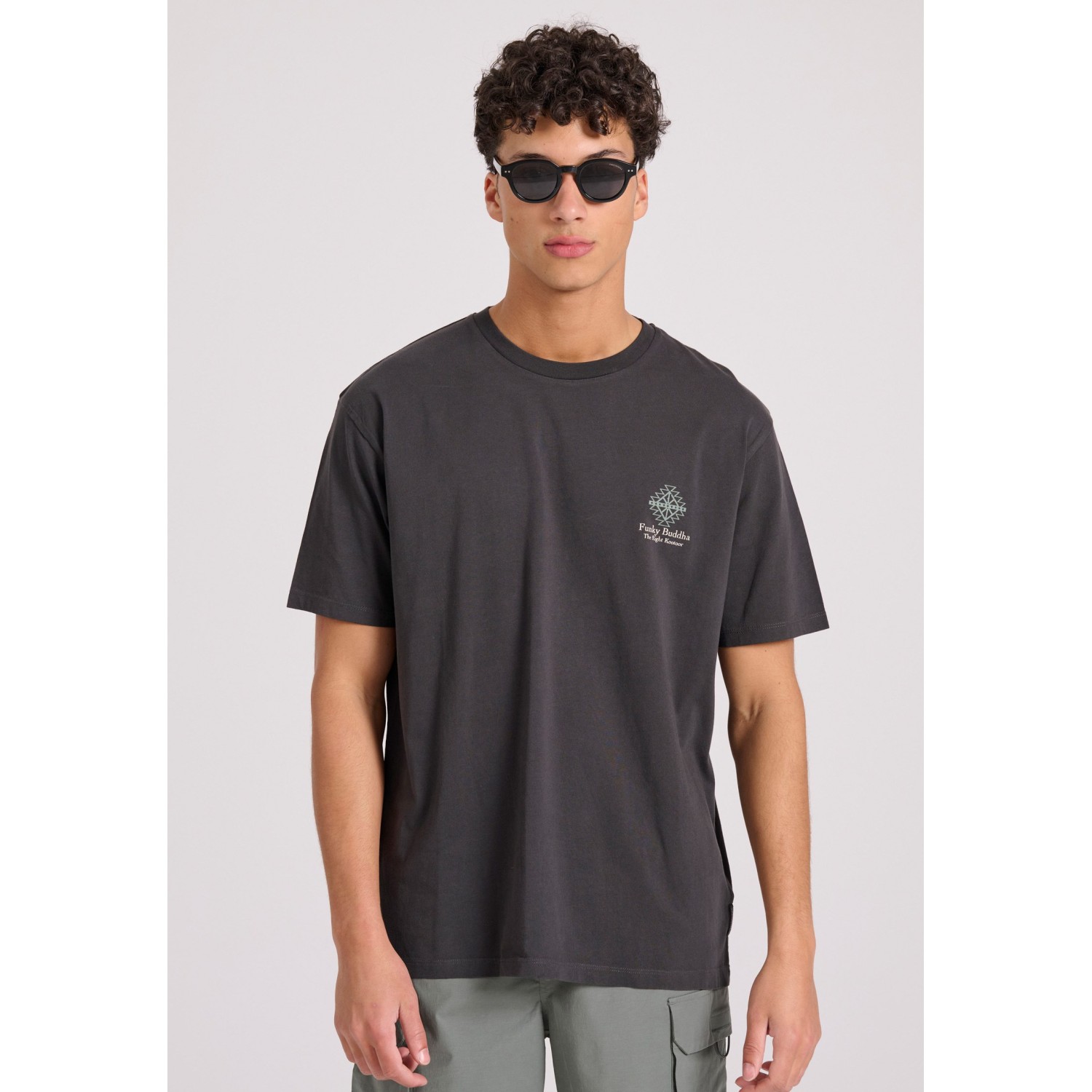 Relaxed fit t-shirt με abstract τύπωμα από οργανικ