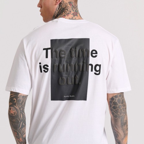 Relaxed fit t-shirt με embossed τύπωμα στην πλάτη Relaxed fit t-shirt με embossed τύπωμα στην πλάτη