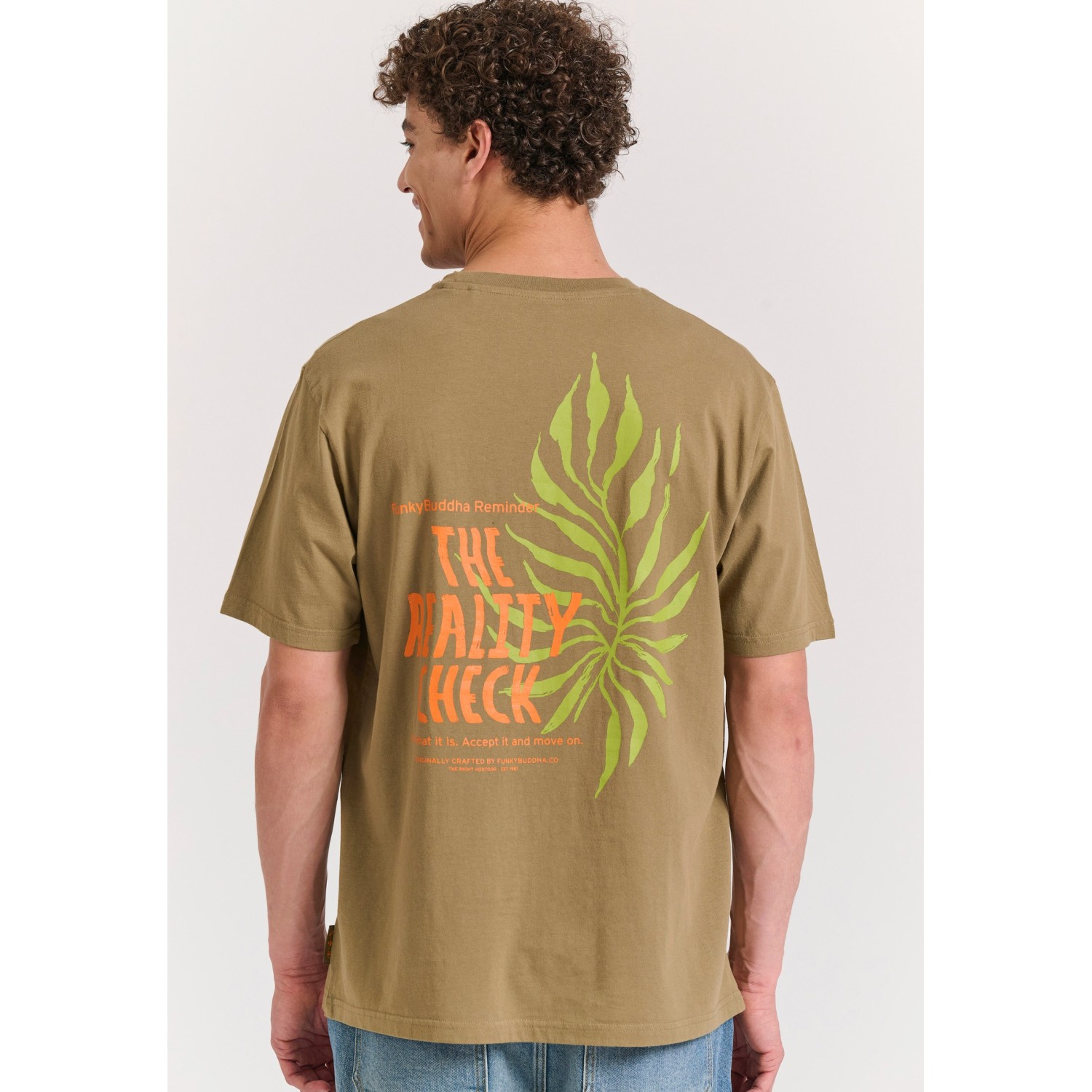 Relaxed fit t-shirt με graphic print στην πλάτη