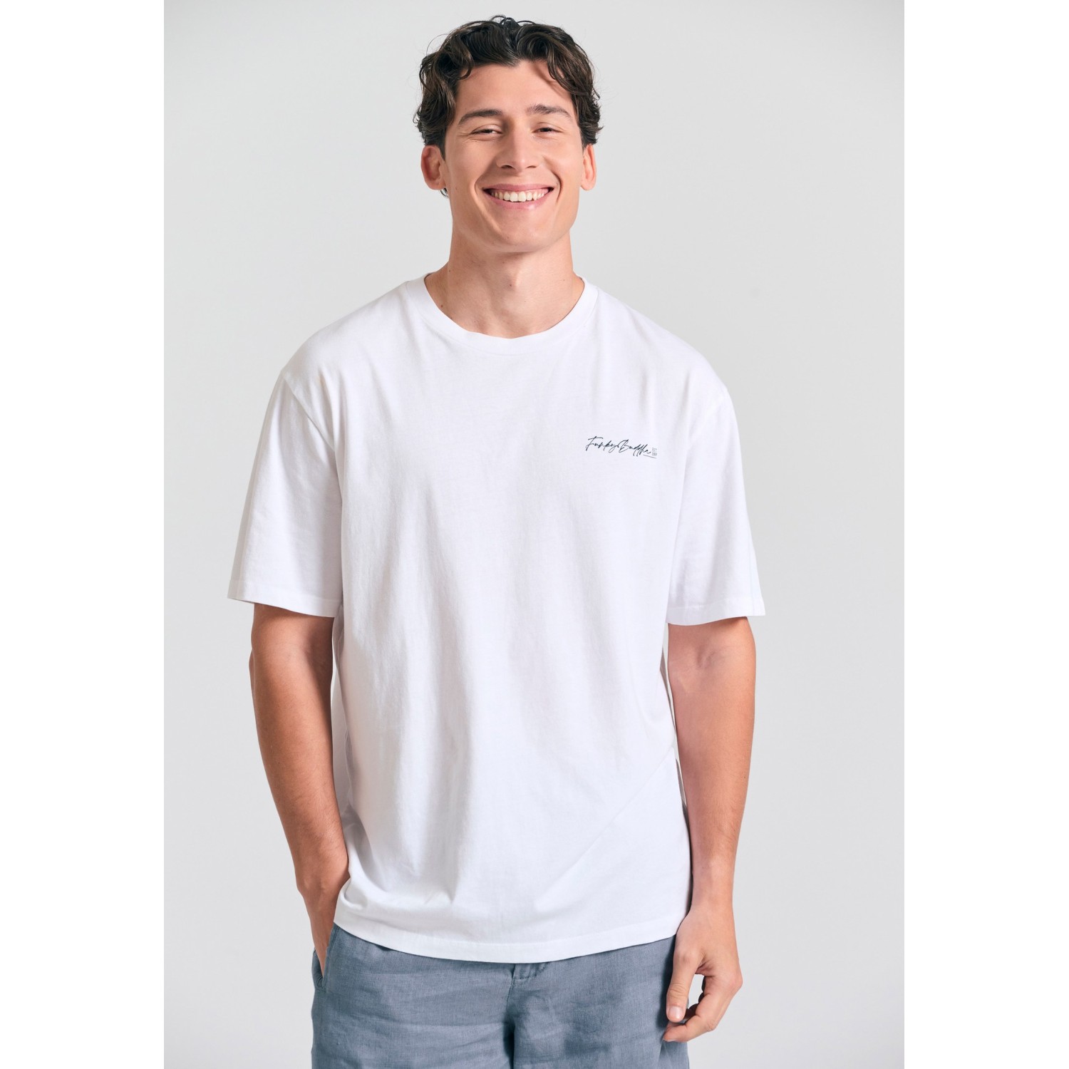 Relaxed fit t-shirt με graphic τύπωμα στην πλάτη Relaxed fit t-shirt με graphic τύπωμα στην πλάτη