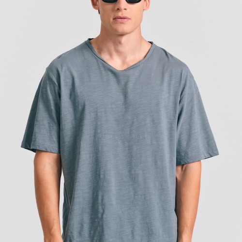 Relaxed fit t-shirt με raw edges