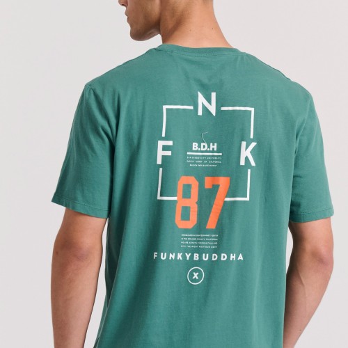 Relaxed fit t-shirt με text artwork τύπωμα στην πλ Relaxed fit t-shirt με text artwork τύπωμα στην πλ