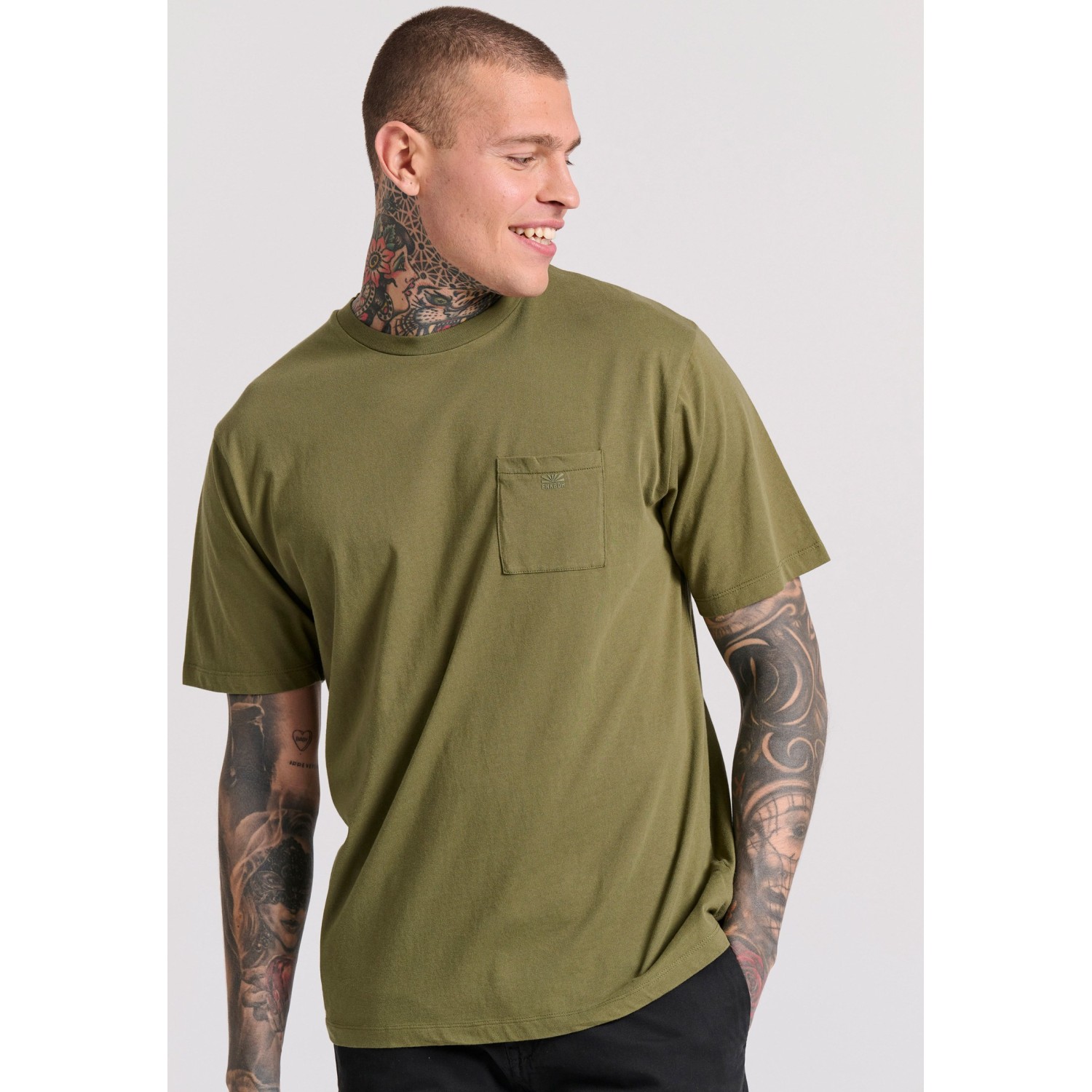 Relaxed fit t-shirt με τσέπη στο στήθος