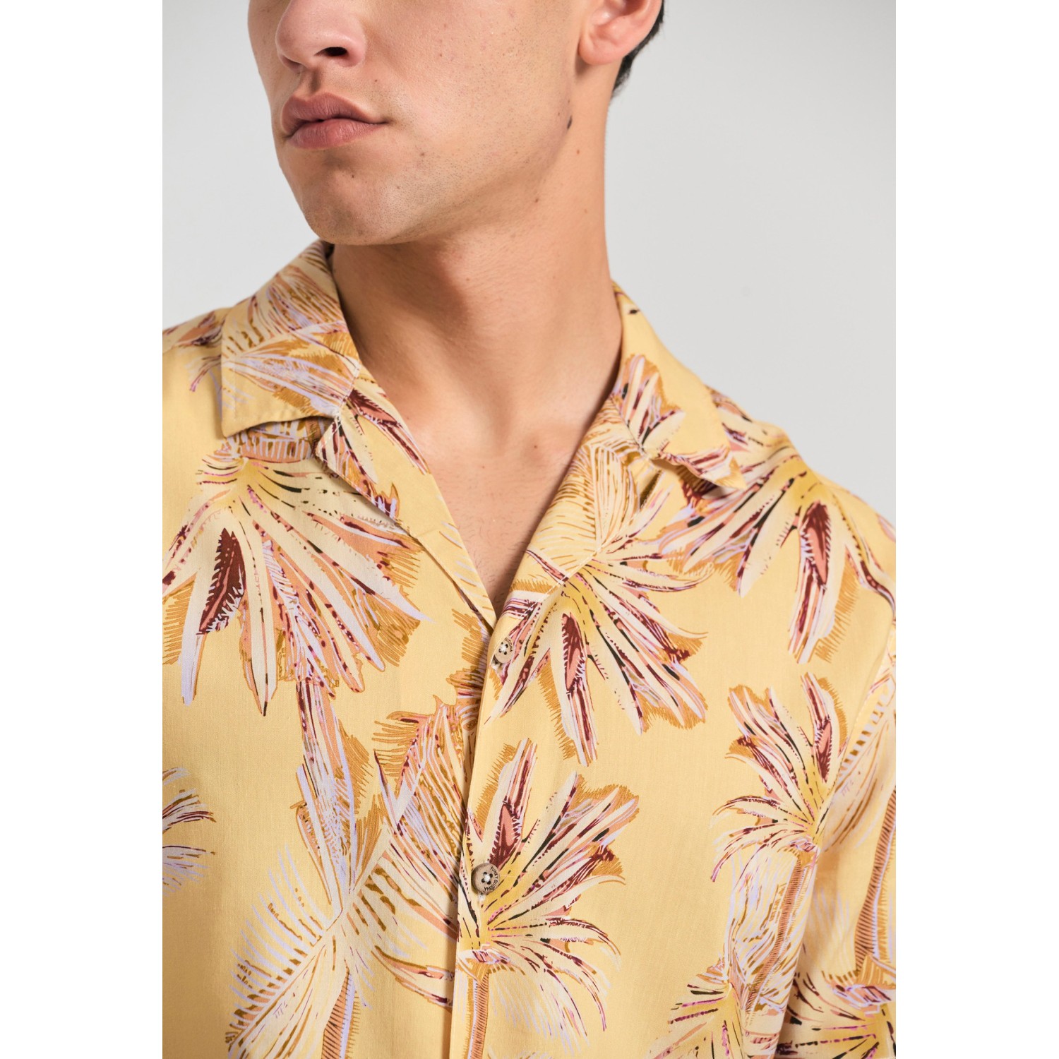 Relaxed fit πουκάμισο με tropical τύπωμα