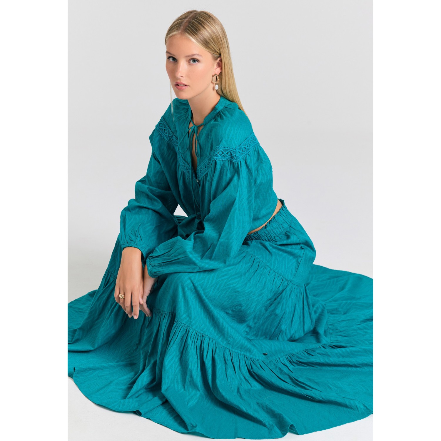 Relaxed fit φούστα με βολάν σε ζακάρ ύφανση