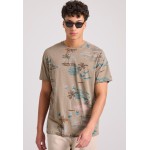 T-shirt με all over nature τύπωμα T-shirt με all over nature τύπωμα