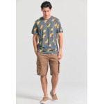 T-shirt με all over τύπωμα