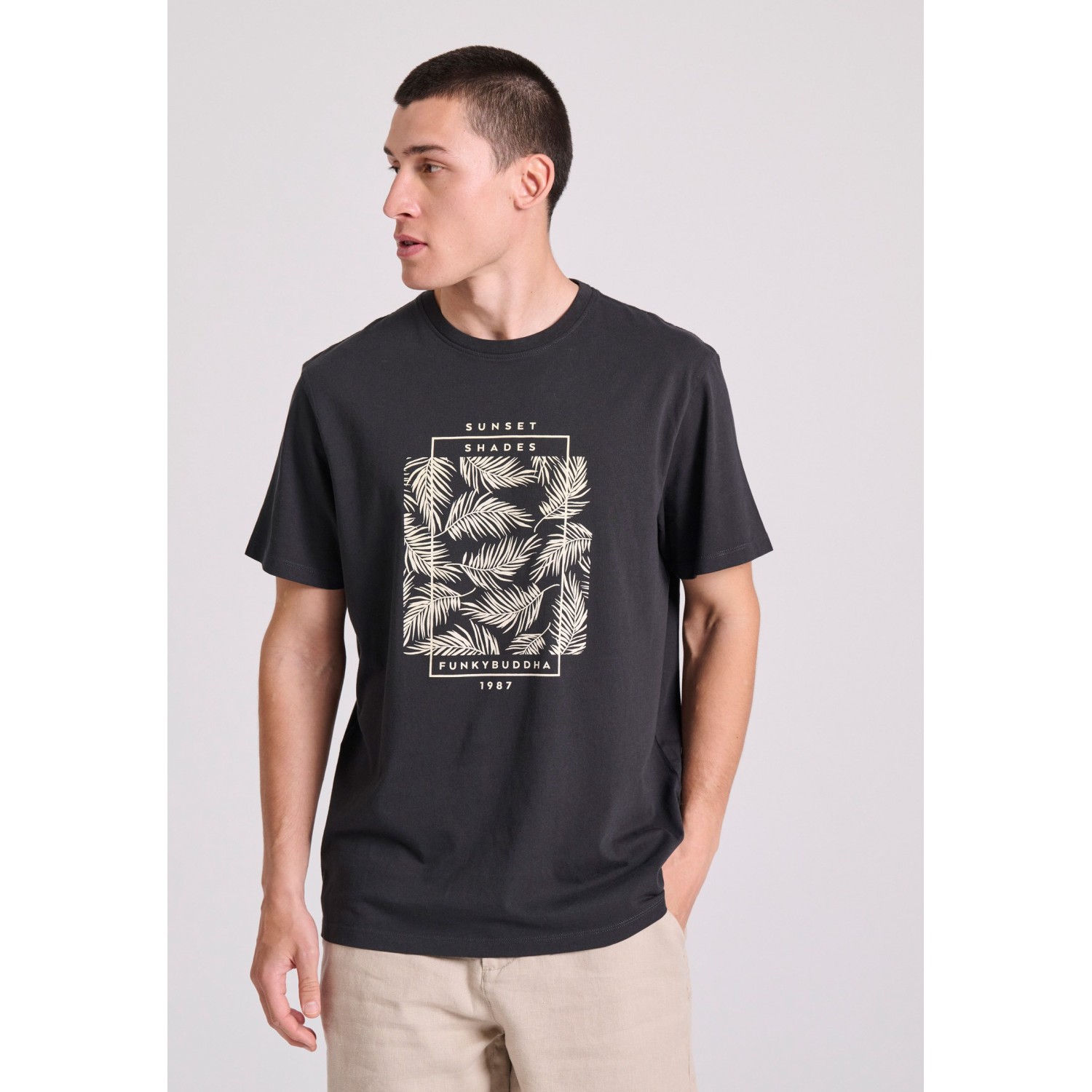T-shirt με botanic frame τύπωμα