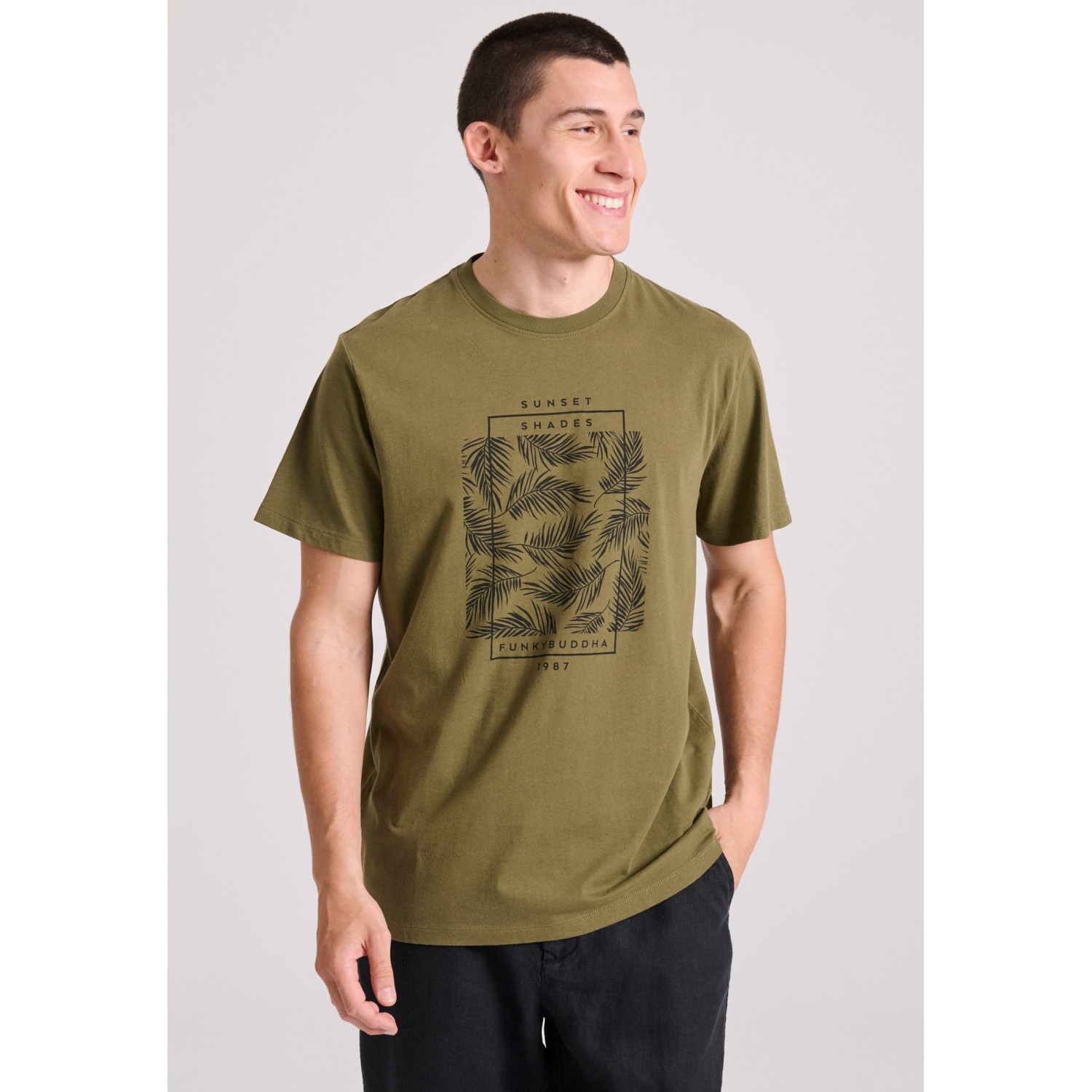 T-shirt με botanic frame τύπωμα
