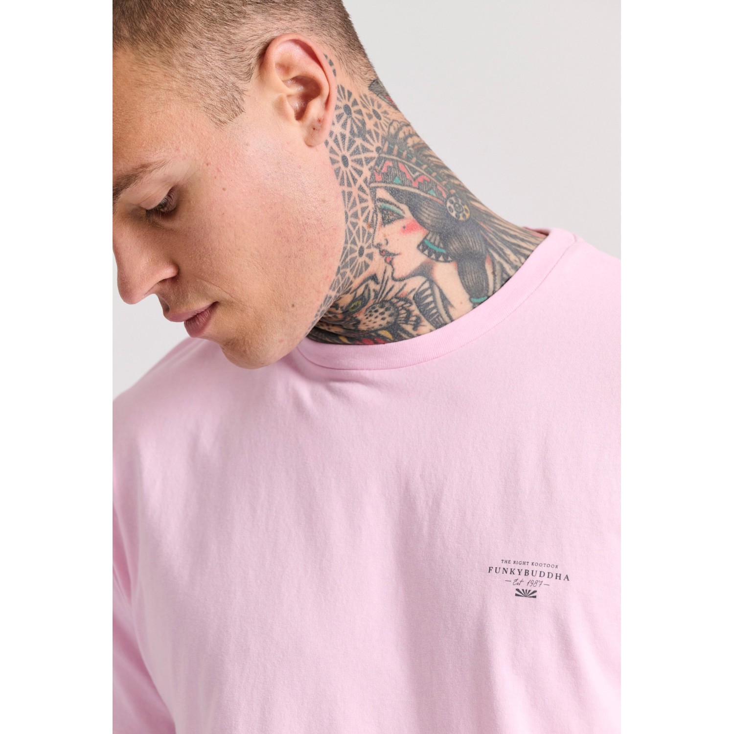 T-shirt με branded τύπωμα - The essentials