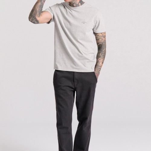 T-shirt με branded τύπωμα - The essentials T-shirt με branded τύπωμα - The essentials