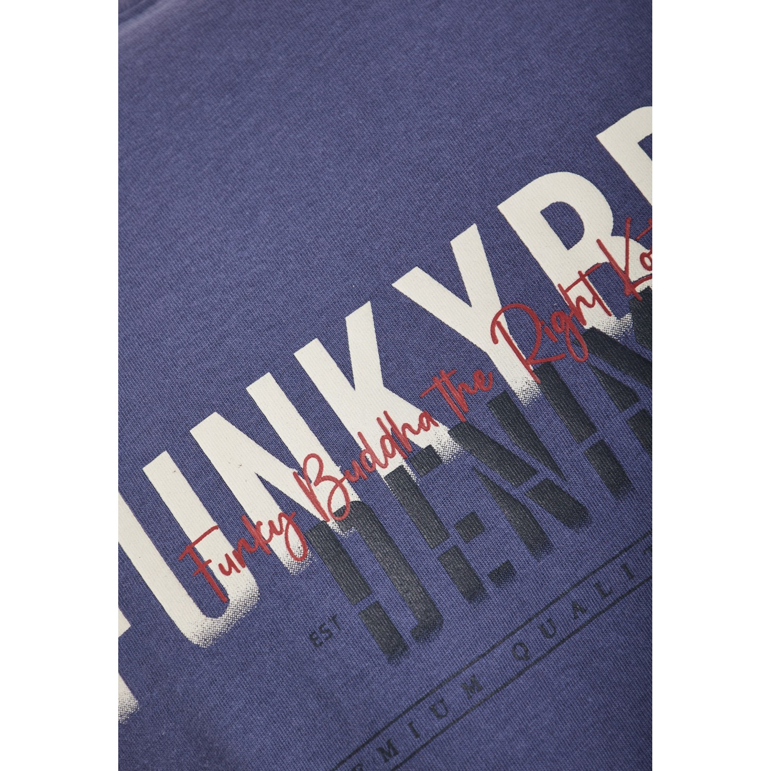 T-shirt με faded τύπωμα στο στήθος