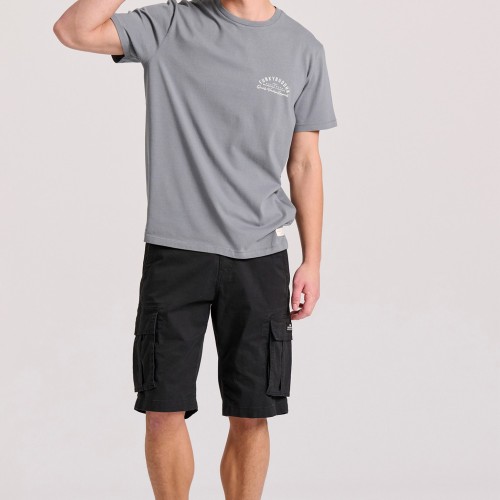 T-shirt με retro τύπωμα στο στήθος T-shirt με retro τύπωμα στο στήθος