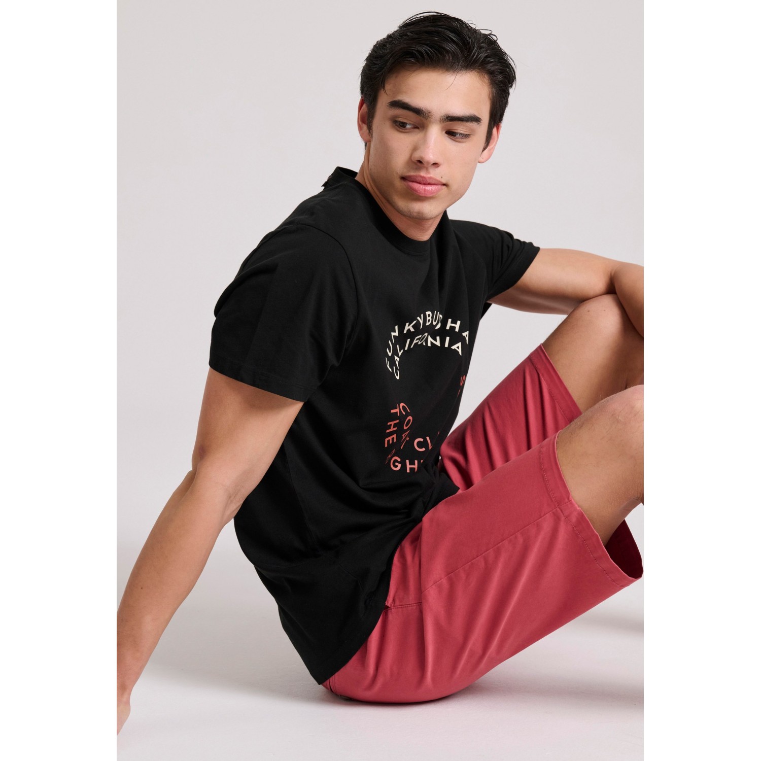 T-shirt με text artwork τύπωμα στο στήθος