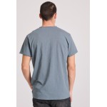 T-shirt με λαιμό henley και raw cuts - The essenti T-shirt με λαιμό henley και raw cuts - The essenti