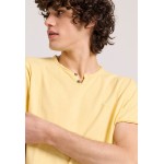 T-shirt με λαιμό henley και raw cuts - The essenti